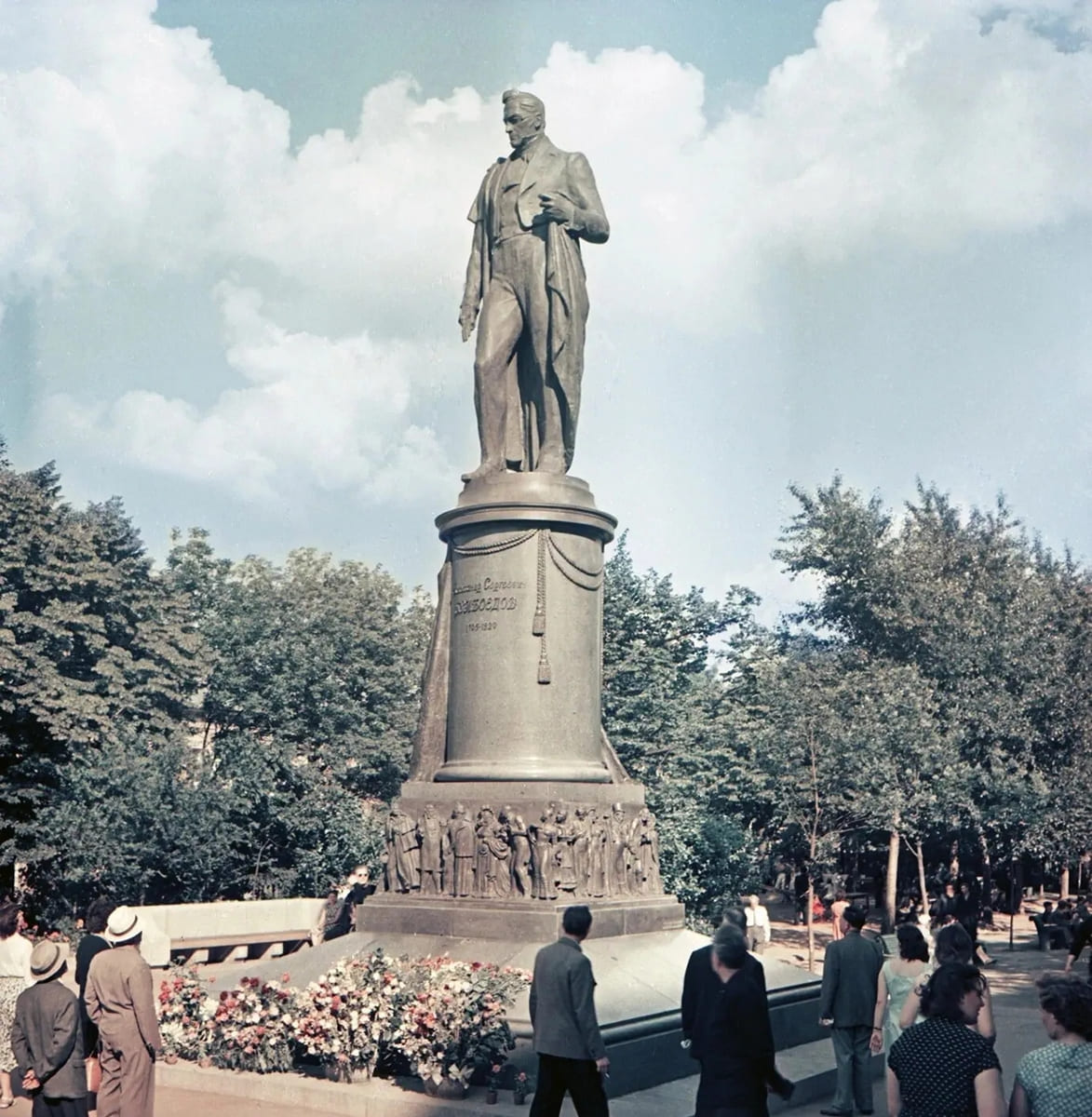 8ea248c4-1f79-4bee-ba73-0782781742ce