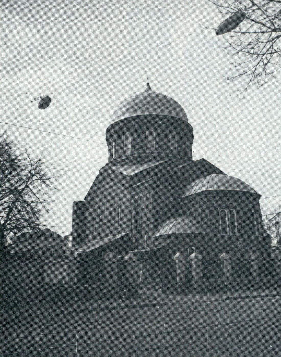 e7c756ba-35f2-4b36-85d5-24c809ef5985