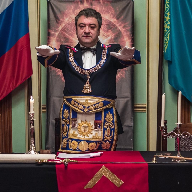 mason_Bogdanov_2_w1200_h800