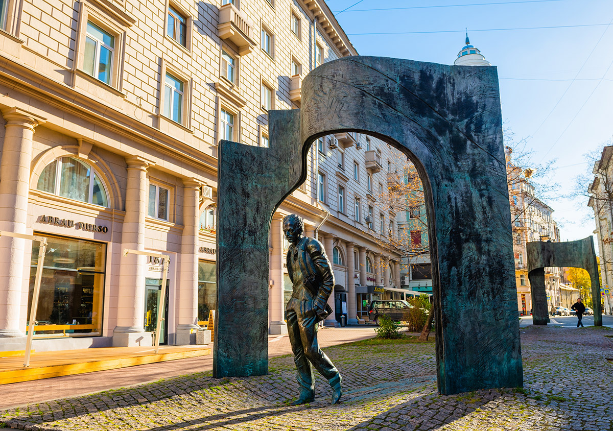 daa63a1e-eeee-4cec-a596-b9afadd1511f