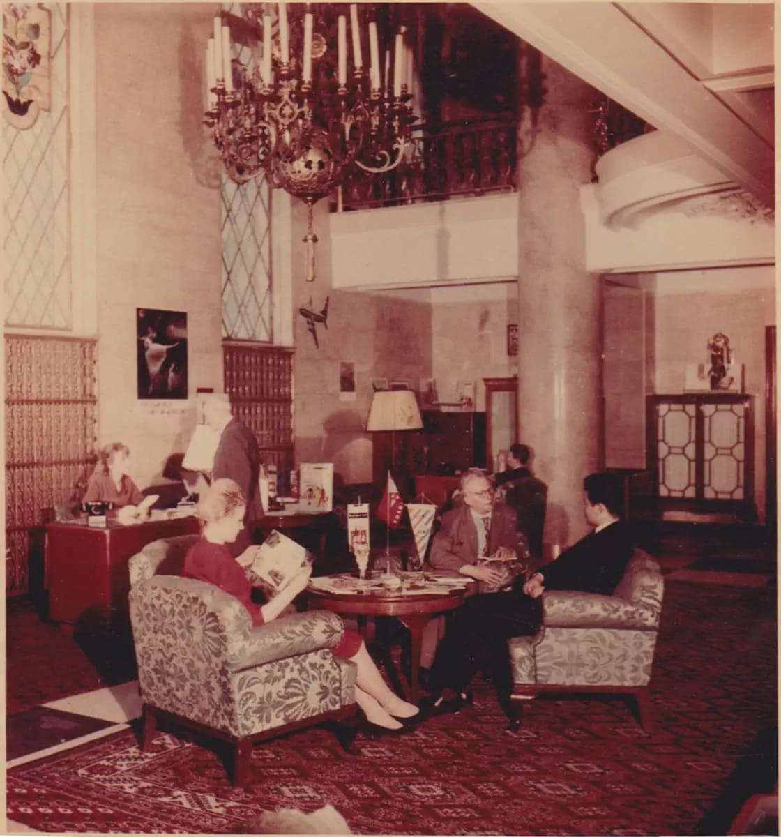 99395687-3ce4-4b04-b4e2-717014017b81