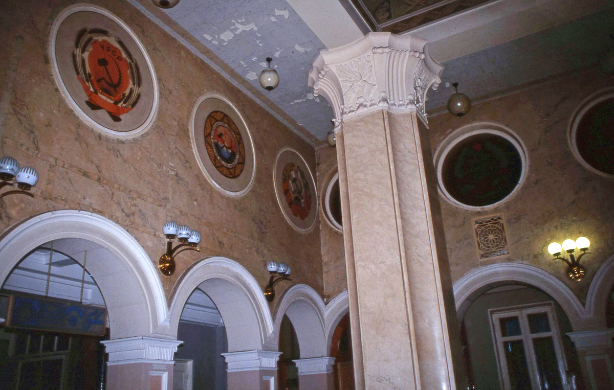 7e3c2354-35f7-460b-a054-669bbe7df4de