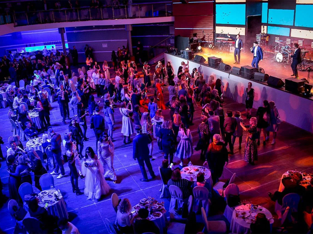 aeff54a3-fa4c-4617-8868-b48466103e9b