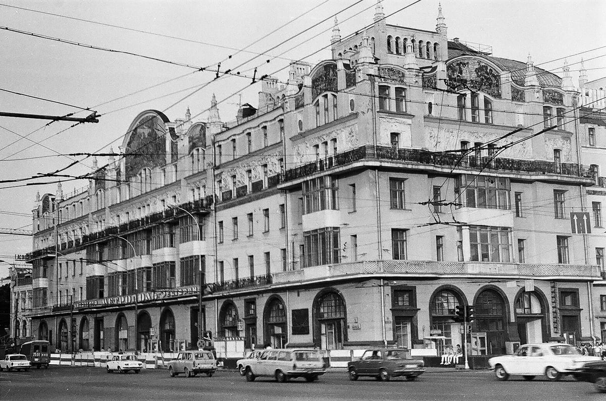 82ac9431-1322-41ac-a9b1-1c9c1353f235