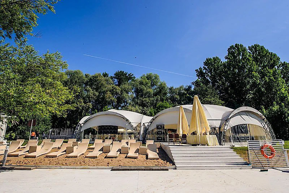 e49a7403-92cc-4eaf-842a-35c2f4ea6848