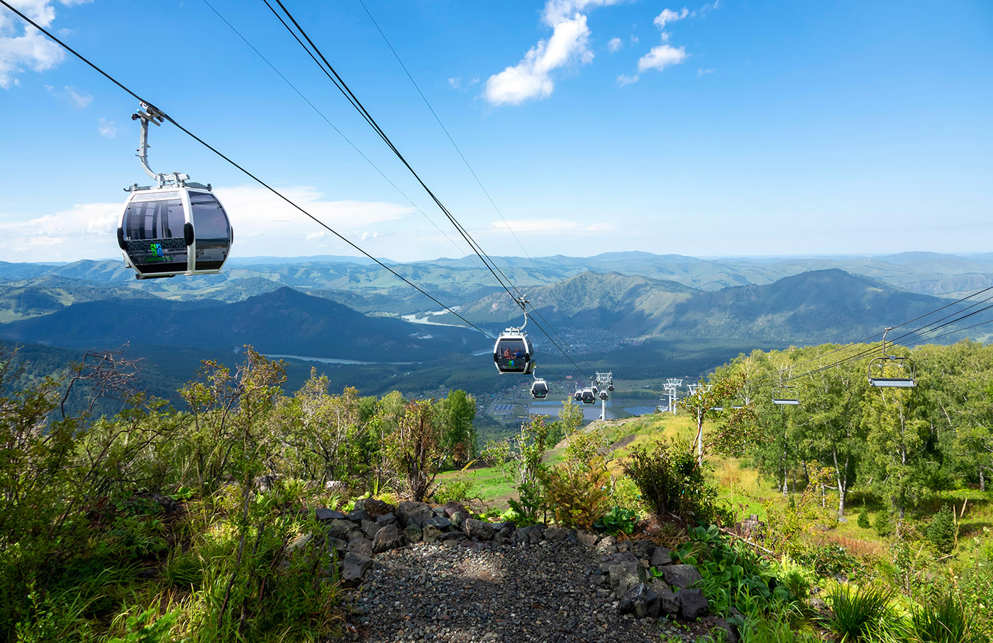 042f7d8b-537e-405f-b102-9ef98829cf27