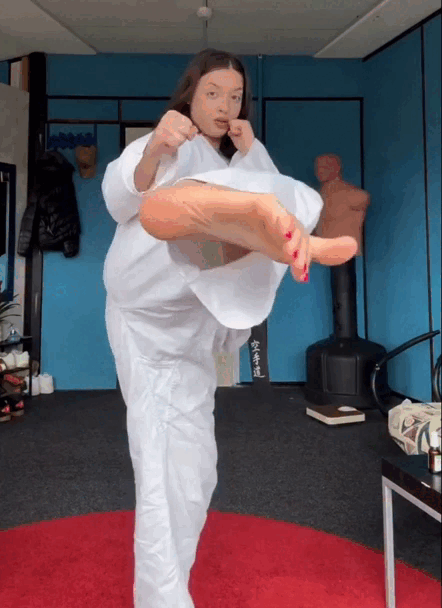 Что там у неё