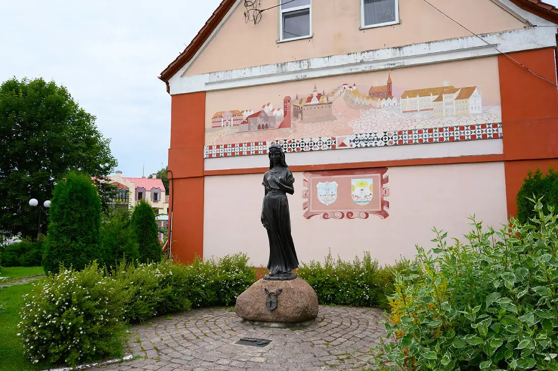 glavnaya-gorodskaya-ploshad-torgovaya-ploshad