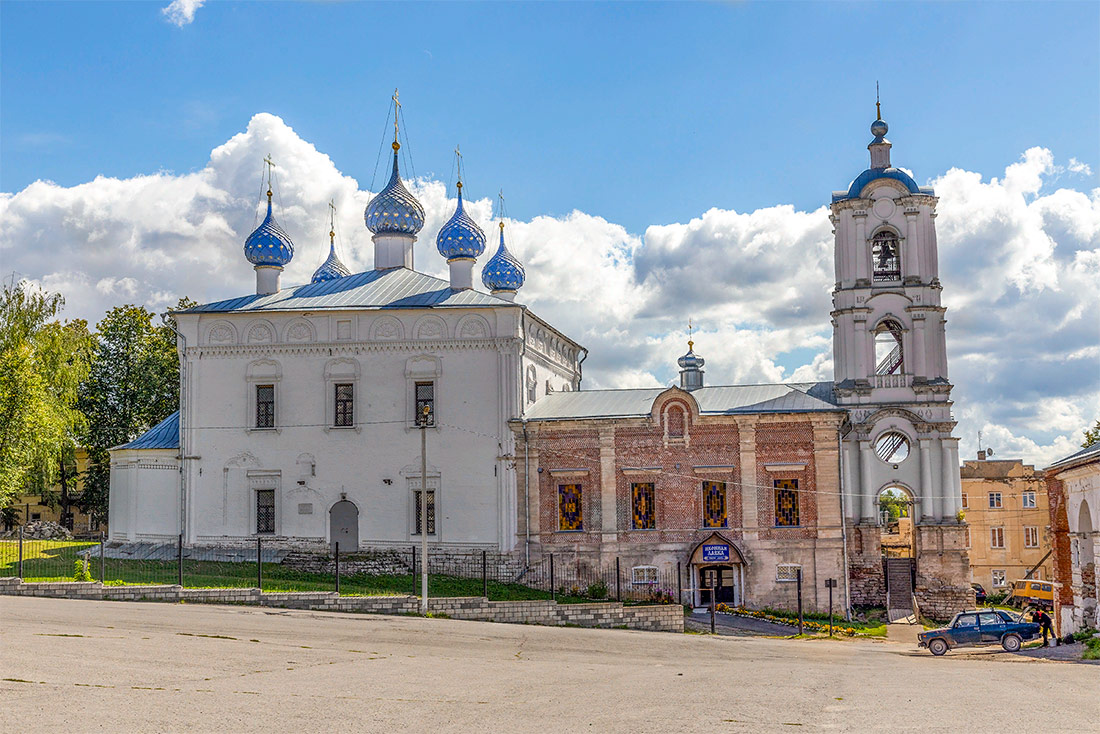hram-uspeniya-presvyatoj-bogorodicy