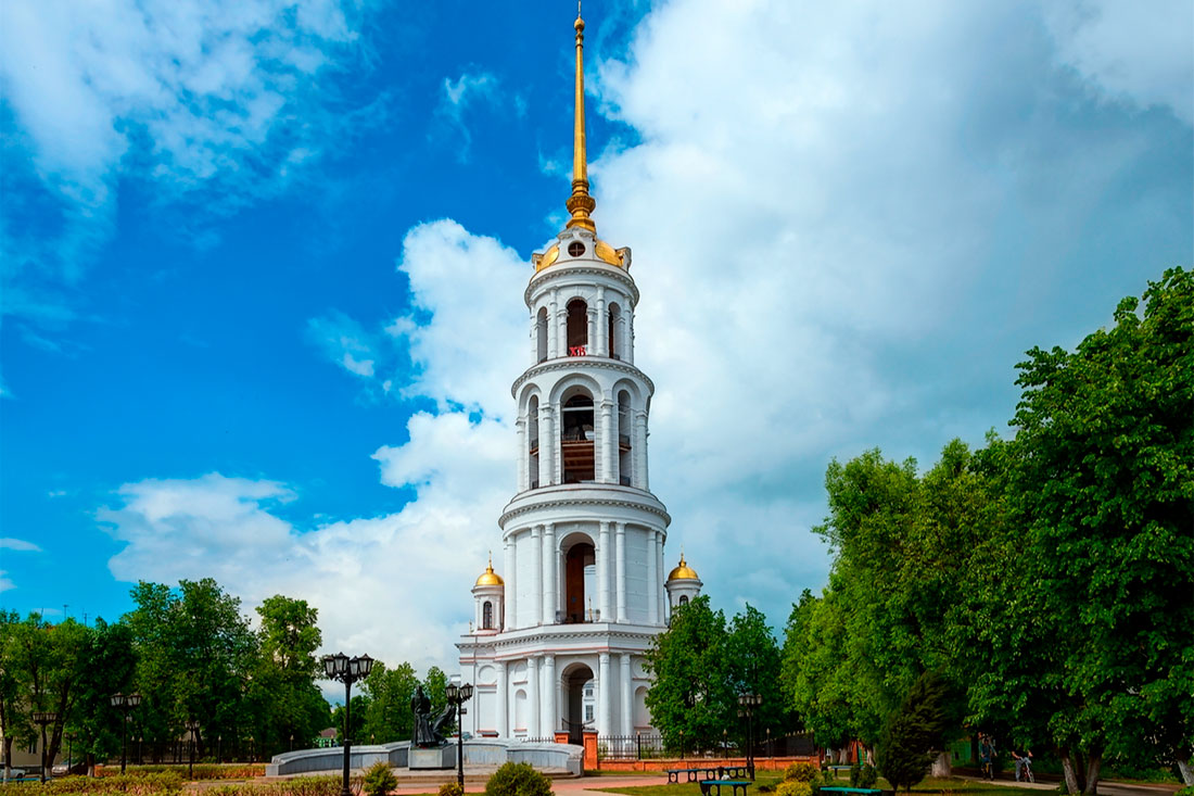 bell-tower-of-the-resurrection-cathedral