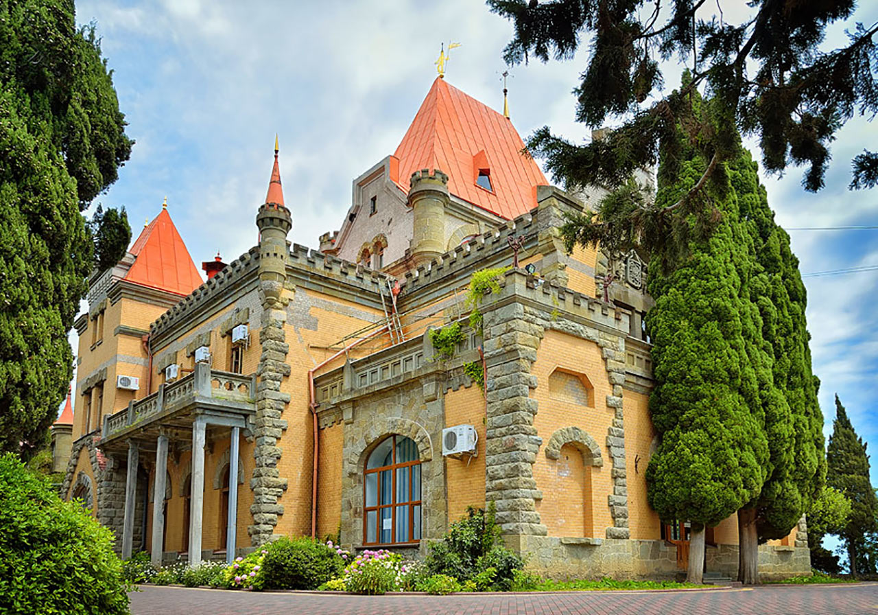 dvorets_knyagini_gagarinoy_1280