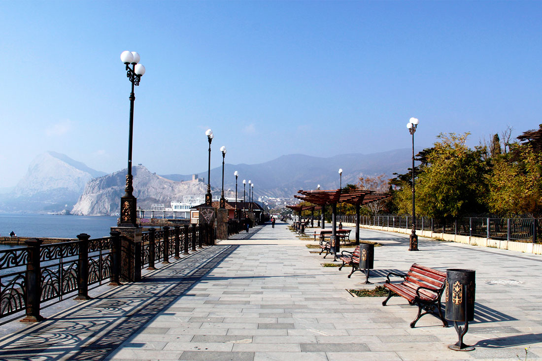 embankment