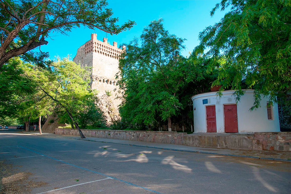 st-constantine-tower