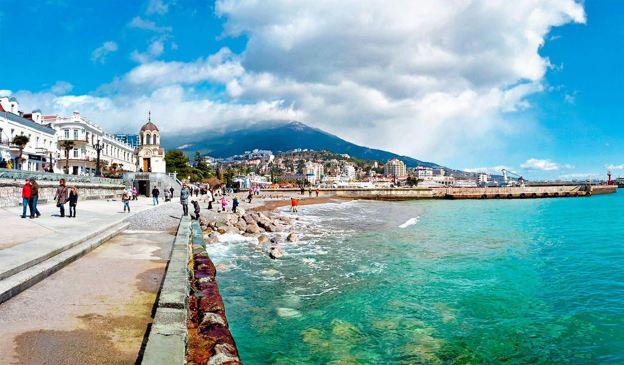 yalta-embankment