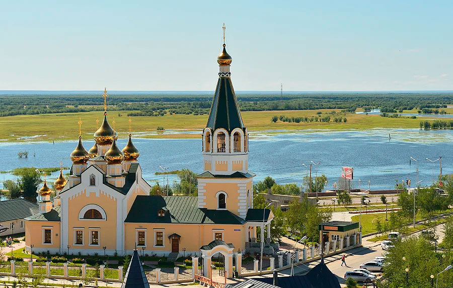 yakut-cathedral-of-the-transfiguration