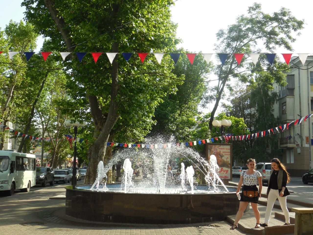Platanovaya-alleya-3