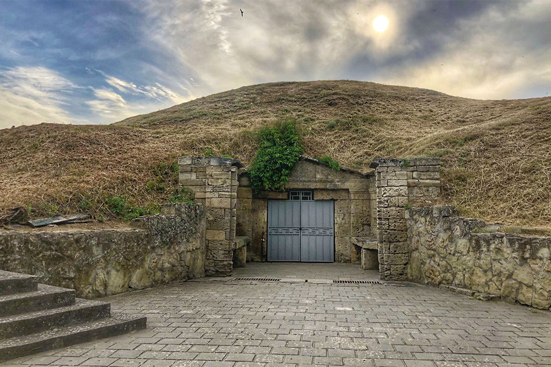 melek-chesmensky-mound