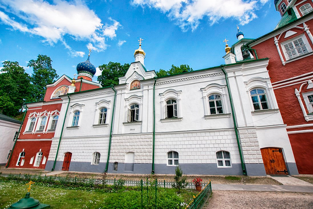 sretenskaya-church