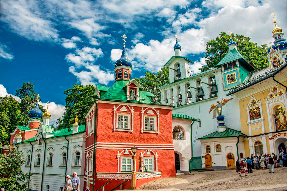 sacristy-of-the-pskov-pechersky-monastery