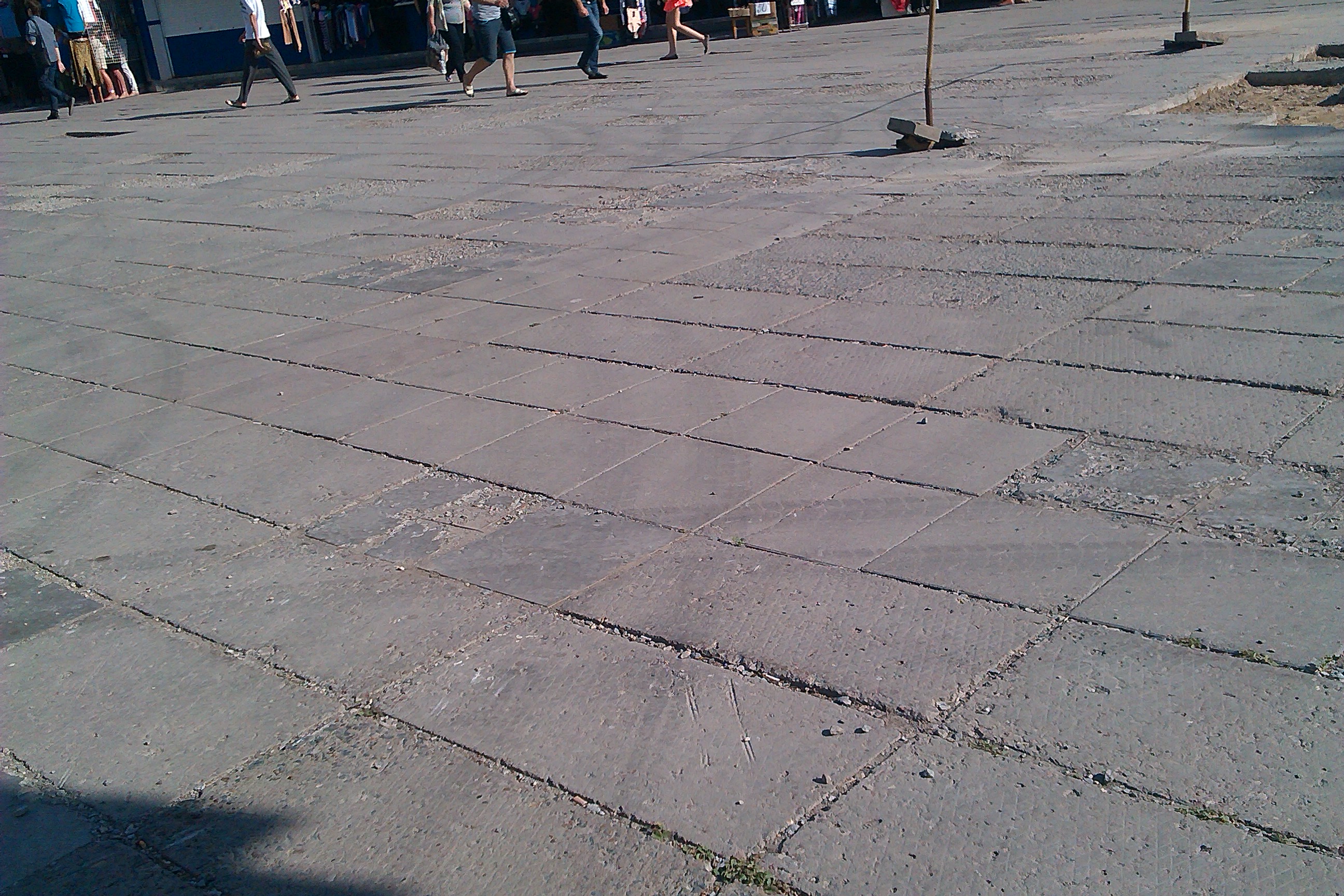 Саратов. Площадь Кирова. Позор 21 века!