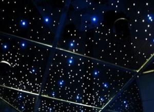 зеркальный-потолок-1