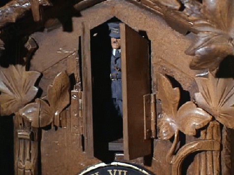 Get-Smart-гитлер-гифка-часы-с-кукушкой-1132199