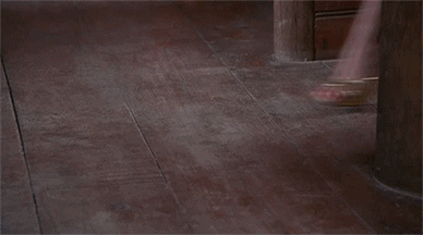 -ножки-лесли-нильсен-голый-пистолет-601195