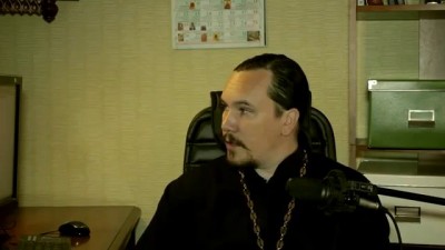 Священник Максим Курленко о доходах