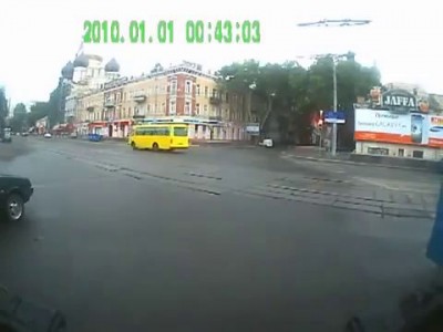 ДТП трамвая с Тролейбусом 25.08.2013 Авария