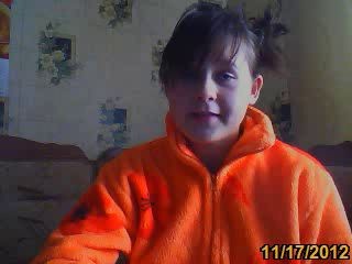 в моем мире живут только пони))