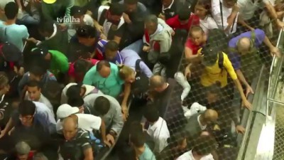 Хаос в бразильском метро