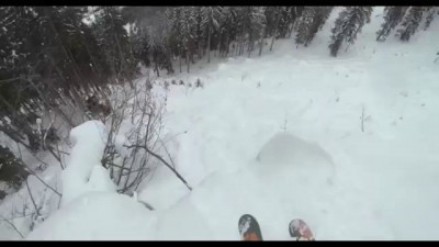Мега спуск на лыжах по лесу