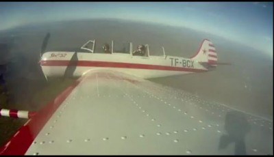 GUY PERSON RIDES ON AEROPLANE WING ! BALLS OF STEEL