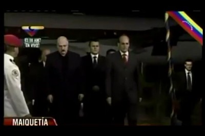 Лукашенко прибыл на похороны Чавеса в слезах. 07.03.2013