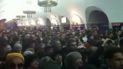 Українці заспівали гімн України прямо в метро