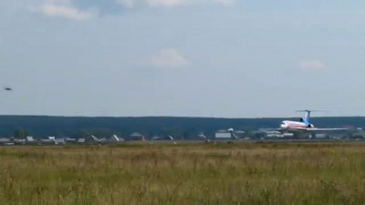Проход на предельно малой высоте Ту-154 и Ил-86#4