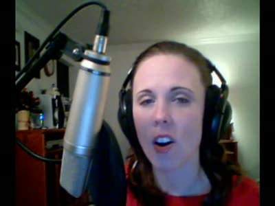 Laura sings the Diva Dancefrom the Fifth Element