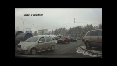 Конфликт на перекрестке: кто должен был уступить?