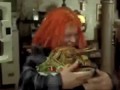 The Fifth Element - " Cheekan ! ... Good ! " ( Leeloo Eats Whole Chickens Scene )