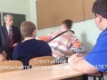 Студент ударил пожилого преподавателя на замечание снять наушники