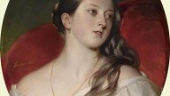 Winterhalter_-_Queen_Victoria_1843