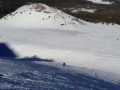 Любительский прыжок лыжника.