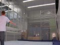 Летающие роботы жонглируют мячом
