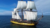TS_SHTANDART_under_sail_2