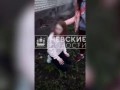 Школьницы сняли на видео, как избивали свою подругу