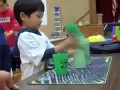 Невероятные способности трехлетнего малыша Incredible child shows ability