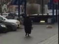 Женщина в хиджабе держала отрезанную голову ребенка и обещала взорвать себя в Москве