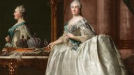 Catherine_II_in_front_of_a_mirror_by_Vigilius_Eriksen_(1762-4,_Hermitage)