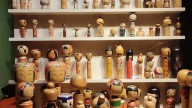 Kokeshi_in_Store_window